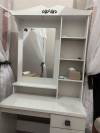 Deluxe Room 2 A cupboard